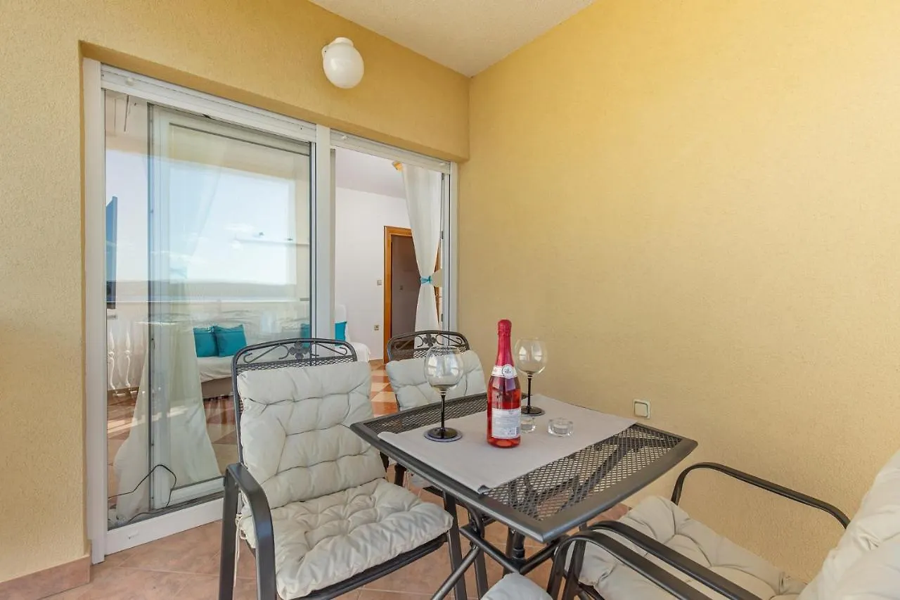 Apartment Dramalj 33 Croatia